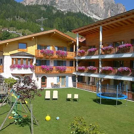 Aparthotel Angelika Corvara In Badia